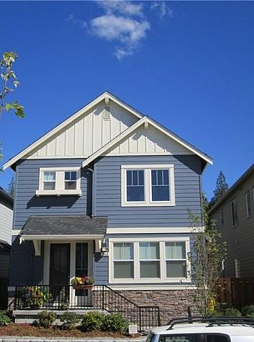 1st image of 1644 14th Pl NE