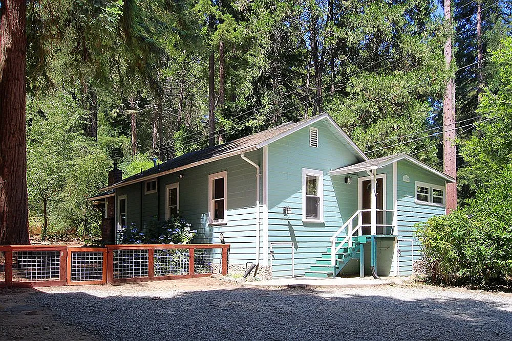 12080 Irwin Way #B photo 1