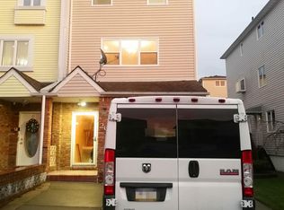 261 Merrymount St, Staten Island, NY 10314