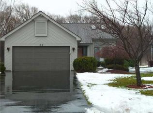 22 Wood Cutters Cir, Rochester, NY 14612