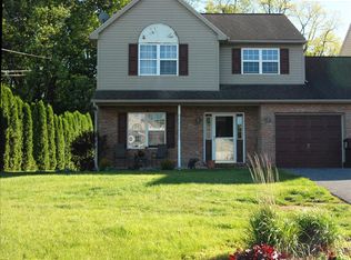 326 Lindbergh Ave, Blandon, PA 19510