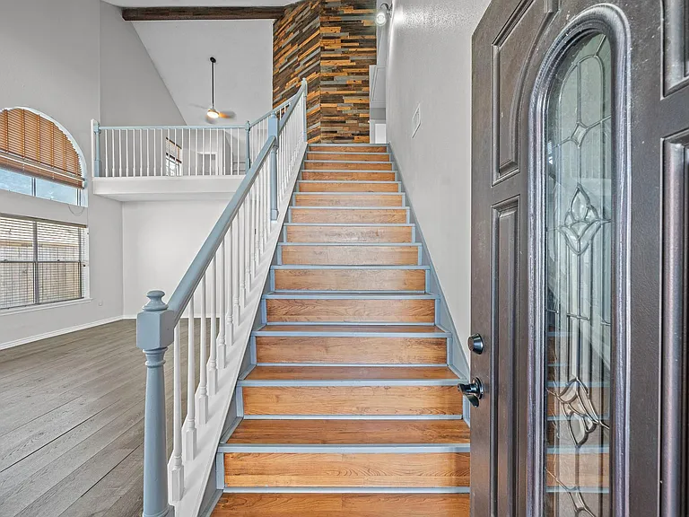 11123 Gatesden Dr — Photo 4