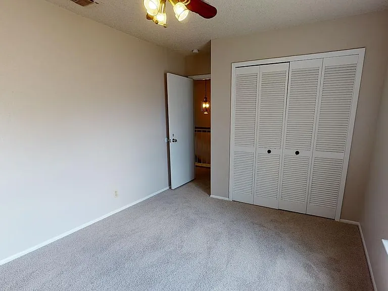 1022 Baden — Photo 11