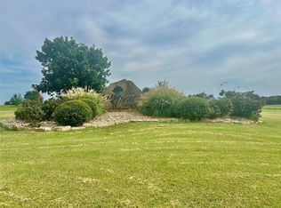 8020 Nairn Ct, Cleburne, TX 76033