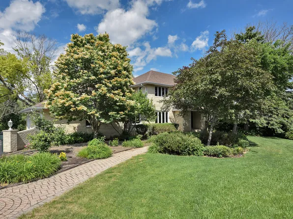 190 Betty Dr, Inverness, IL 60010
