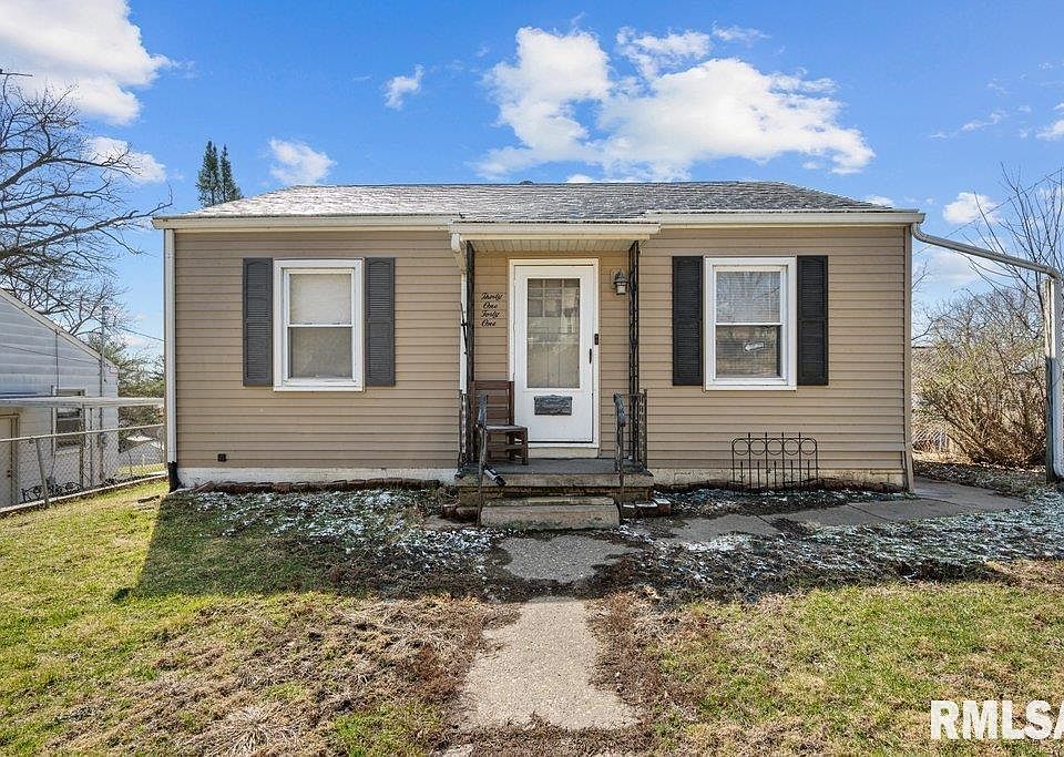 1st image of 3141 Fairview St