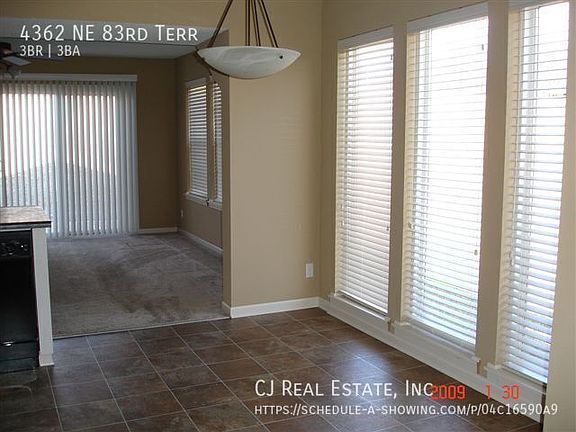 3rd image of 4362 NE 83rd Ter