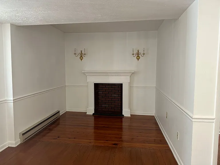 22 Peyton St — Photo 6