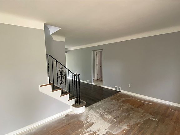 4th image of 1491 S Belvoir Blvd