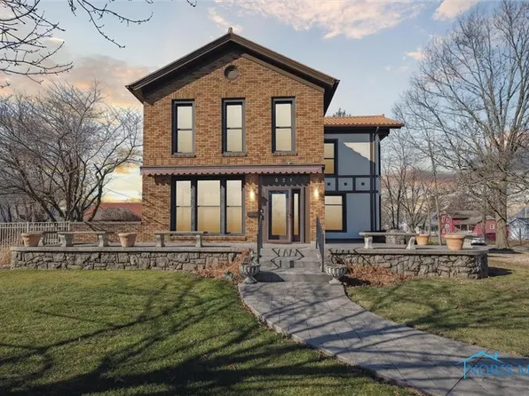 521 Haley Ave, Napoleon, OH 43545