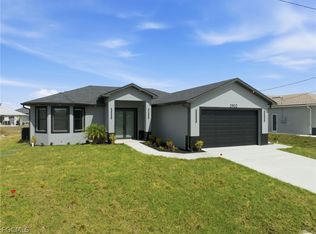 2902 21st St W, Lehigh Acres, FL 33971