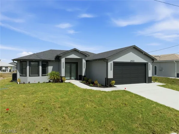 2902 21st St W, Lehigh Acres, FL 33971