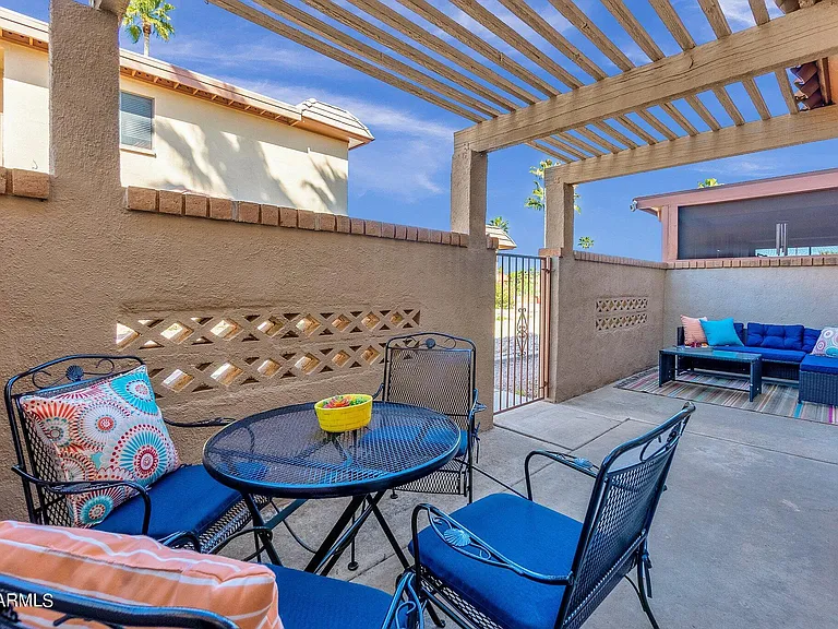 14247 N Boxwood Ln — Photo 5