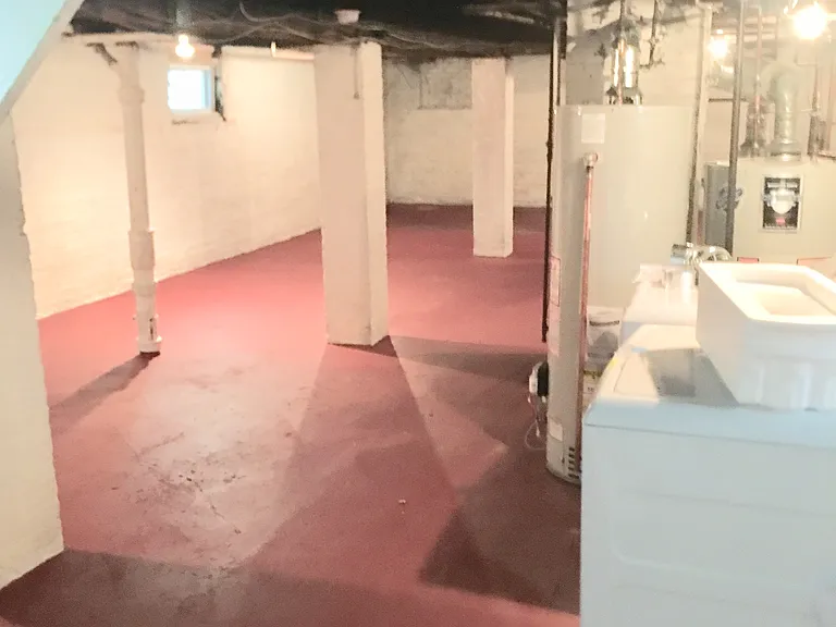 230 Commercial Ave — Photo 13