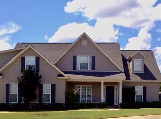 320 Stonegate Trl, Wetumpka, AL 36093