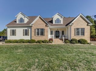 806 Mountshire Ter, Chester, VA 23836