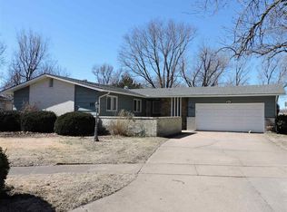 2819 N Edwards Ct, Wichita, KS 67204