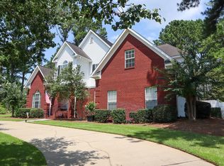 201 Stonehaven Ct, Dothan, AL 36305