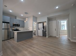 432 W Belden Ave, Chicago, IL 60614