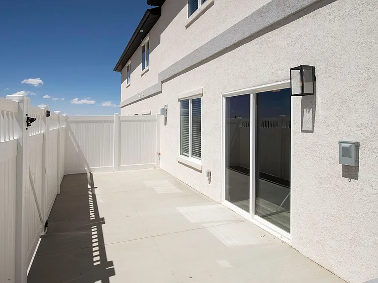 668 E Fiddlers Cove Dr #1 — Photo 13