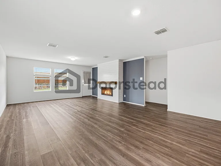 771 Bayonet St — Photo 13