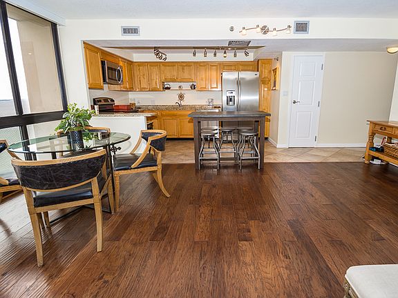 5th image of 3301 Bayshore Blvd Unit 1805