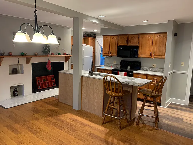 192 N Main St #192 — Photo 6