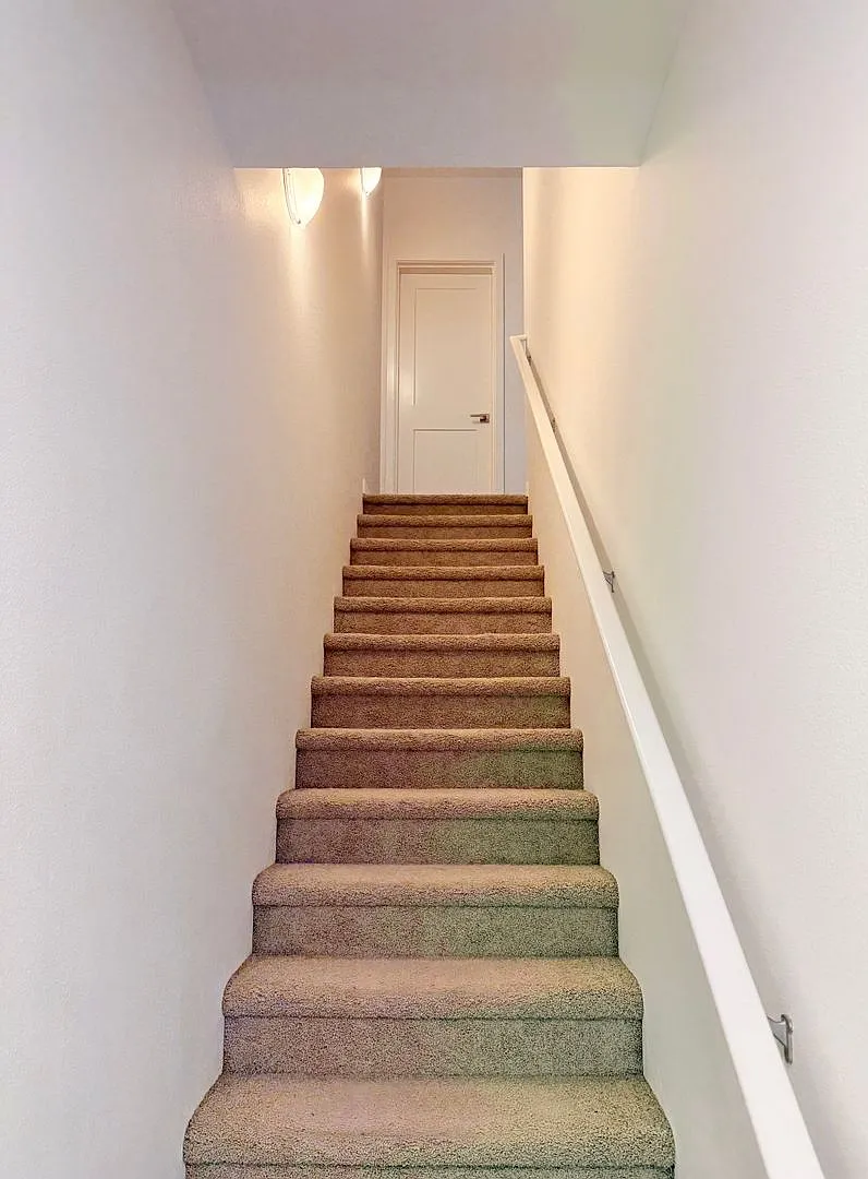 Modern Bellevue Townhome with Private Top-Floor Loft Suite & Rooftop Deck — Photo 4