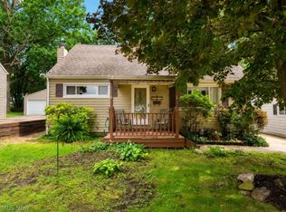 1751 Underwood St, Cuyahoga Falls, OH 44221