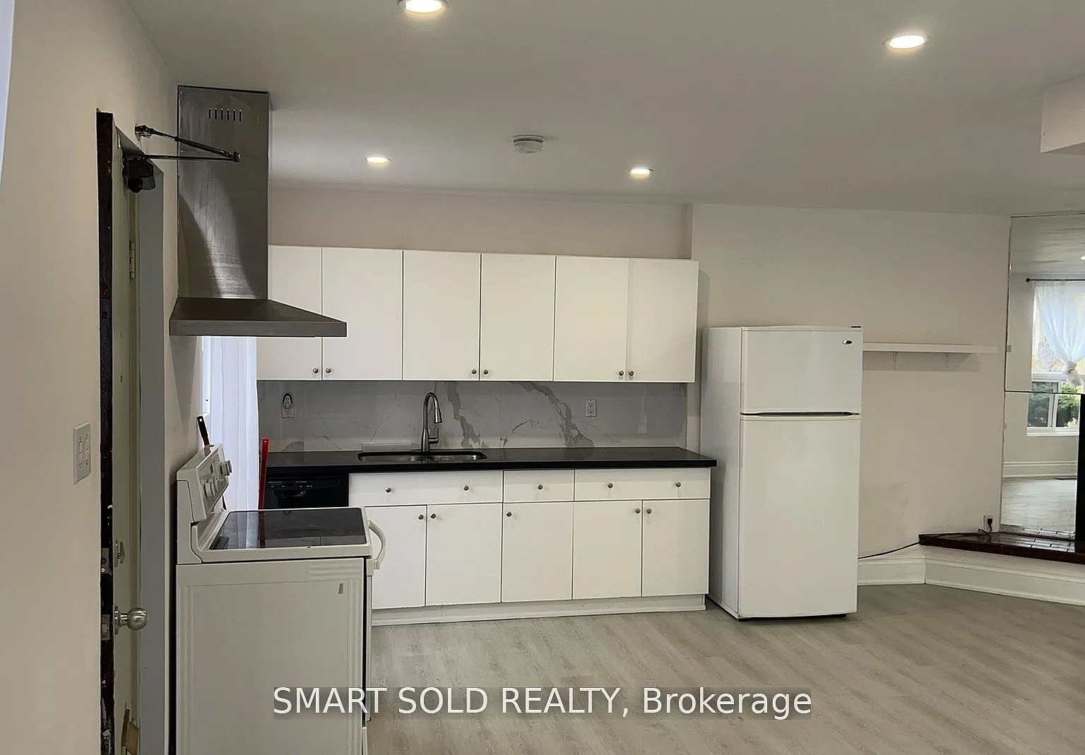 2 bed, $3,400 — Photo 2