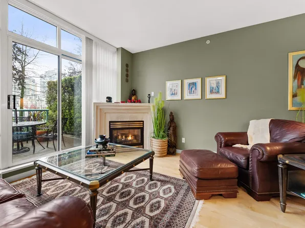 1053 Marinaside Cres, Vancouver, BC V6Z 3A5