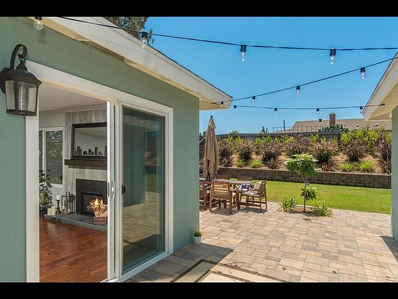 Backyard/Courtyard