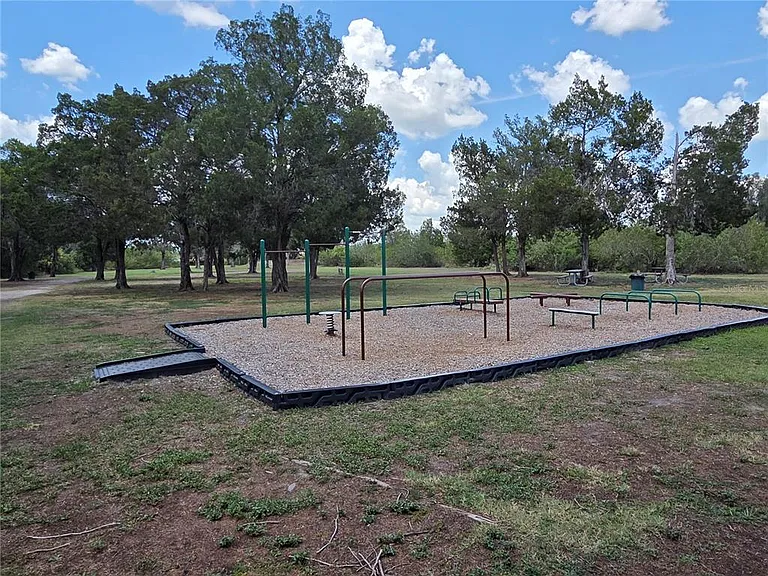 4616 Irene Loop — Photo 32