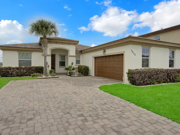7456 NW Greenspring Street, Port St Lucie, FL 34987