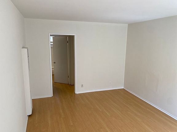 5th image of 1507 Federal Ave APT 7B