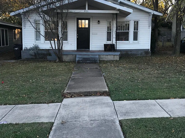 4711 Byers Av Fort Worth , Texas 76107