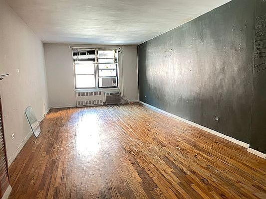 1st image of 288 Bay 38 St #L3l