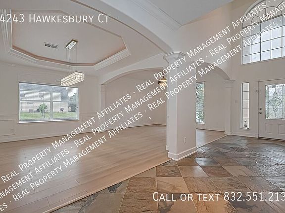 3rd image of 14243 Hawkesbury Ct