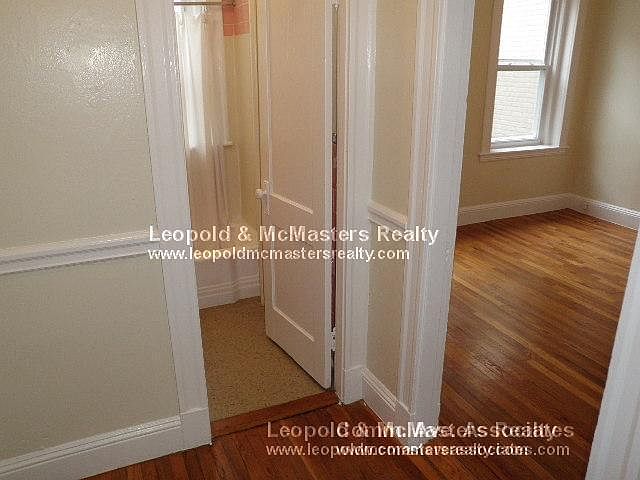 2nd image of 75 Chester St APT 2C