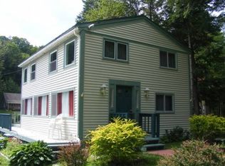 148 Kelly Rd, Stark, NH 03582