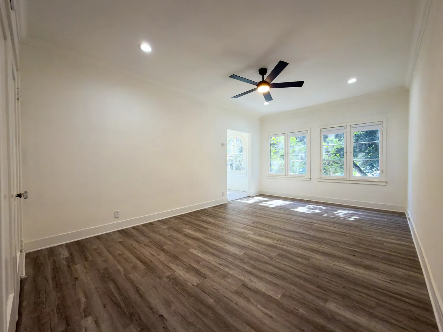 545 North Marengo Avenue - 1 — Photo 2
