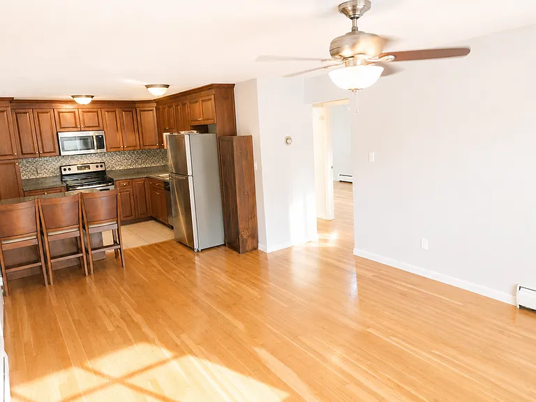 225 Baker St #44 — Photo 2