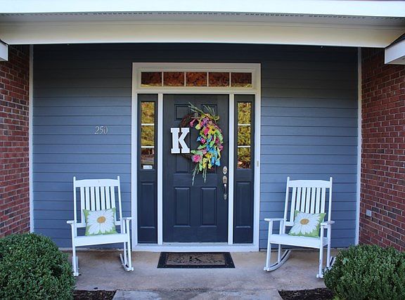 3rd image of 250 Lee Road 2110