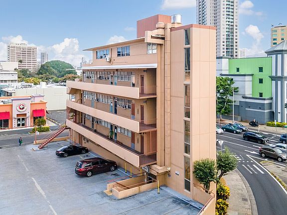4th image of 1521 Kalakaua Ave #407