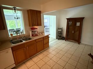 7107 Euclid Chardon Rd, Kirtland, OH 44094