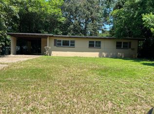 102 Emerald Ave, Pensacola, FL 32505