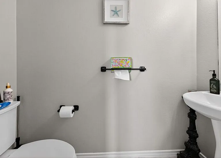 9601 Euclid Dr — Photo 28