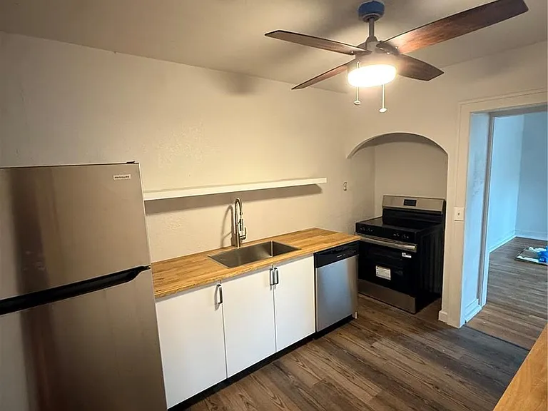 1690 Milwaukee St #201 — Photo 1