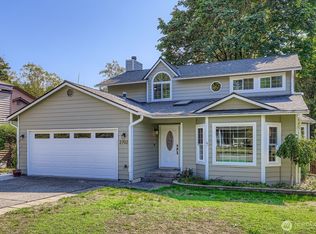 2702 203rd St SW, Lynnwood, WA