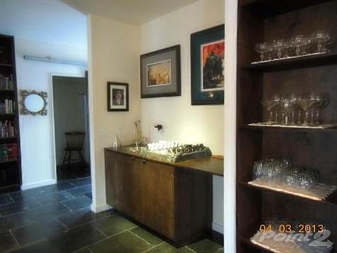 wet bar